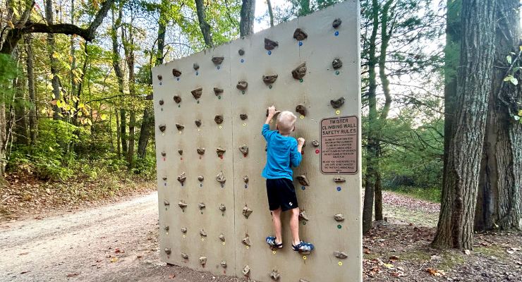 Play spaces at Orchard Lakes Campground