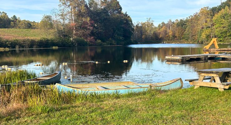 Gorgeous lake front at Orchard Lakes Campground